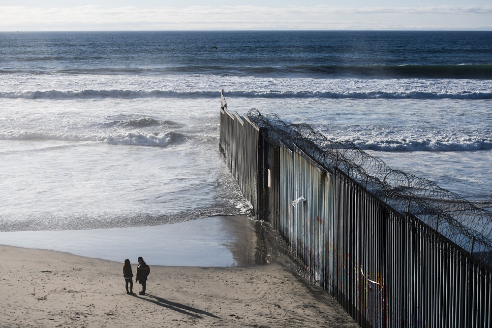 Grenze zwischen USA und Mexiko: Immer mehr Menschen kommen | amerika21