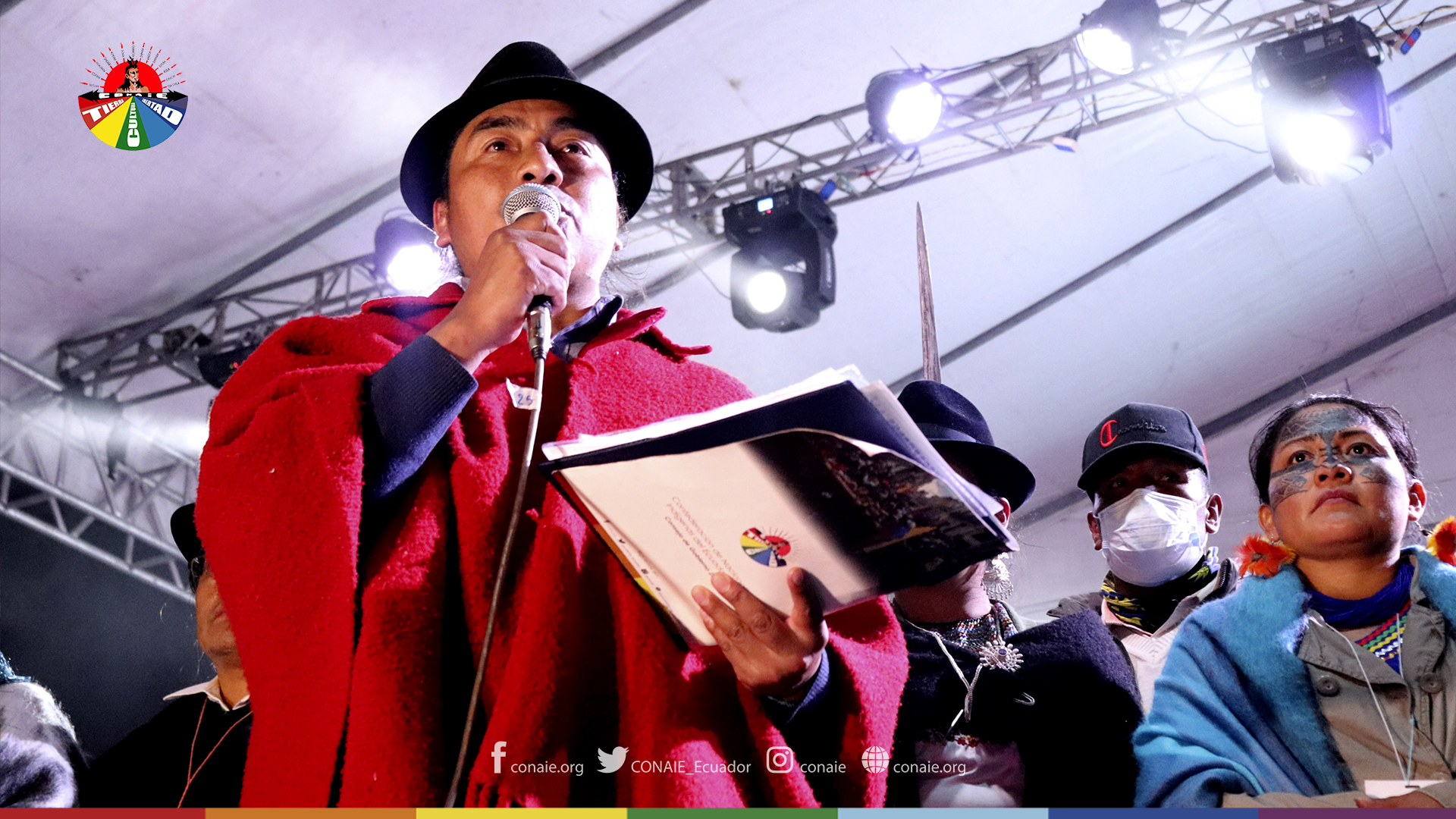 Ecuador: Leonidas Iza ist neuer Präsident des Indigenendachverbands Conaie - Vimarsana News