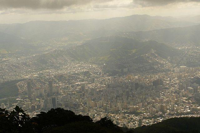 Blick vom Avila auf das Zentrum von Caracas