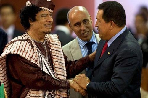 Gaddafi und Chávez während des letzten Besuches des venezolanischen Präsidenten in Libyen