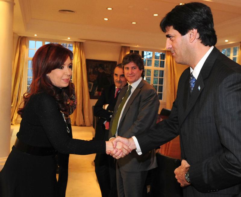 Cristina Fernández und Amado Bodou (m.) auf einem Treffen mit Unternehmern vergangenen Mittwoch.