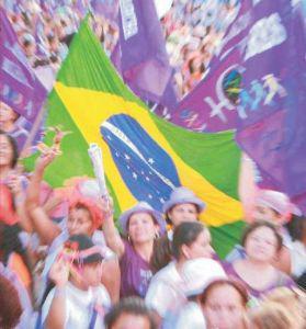 Frauen in Brasilien wollen auch an Karneval protestieren