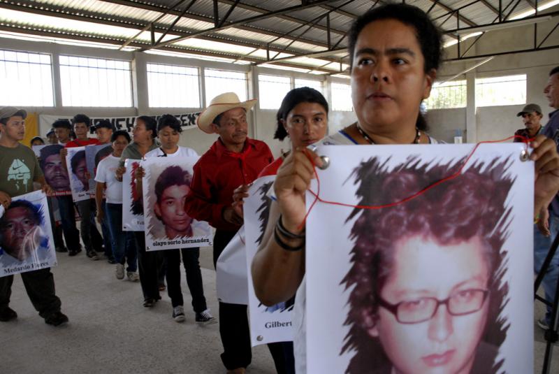Bewohner von Tocoa in der Region Bajo Aguán bei einer Gedenkveranstaltung für seit dem Putsch 2009 ermordete