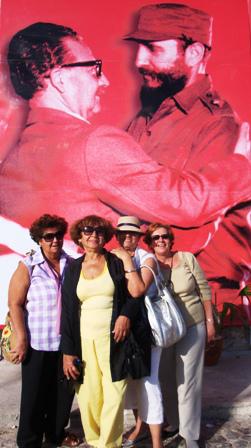 Die 4 kubanische Freundinnen auf der Buchmesse in Havanna (2009).