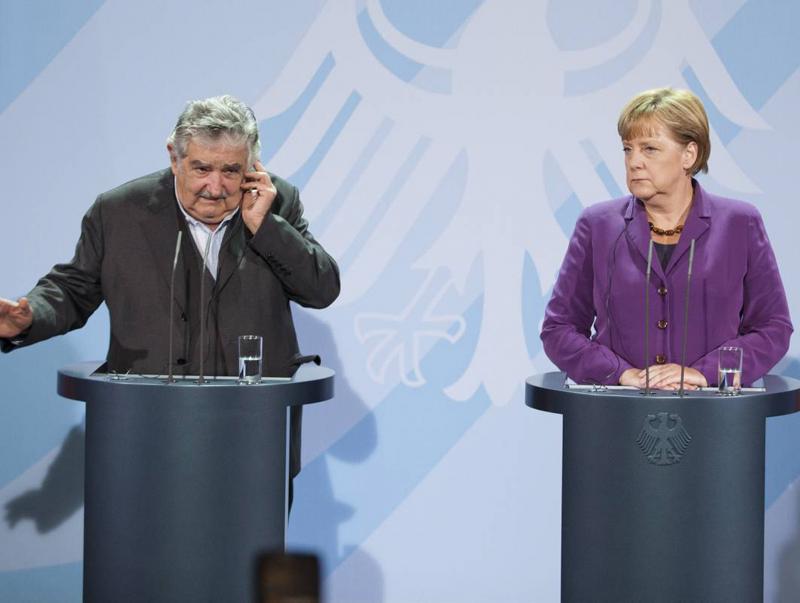 Mujica und Merkel bei Pressekonferenz