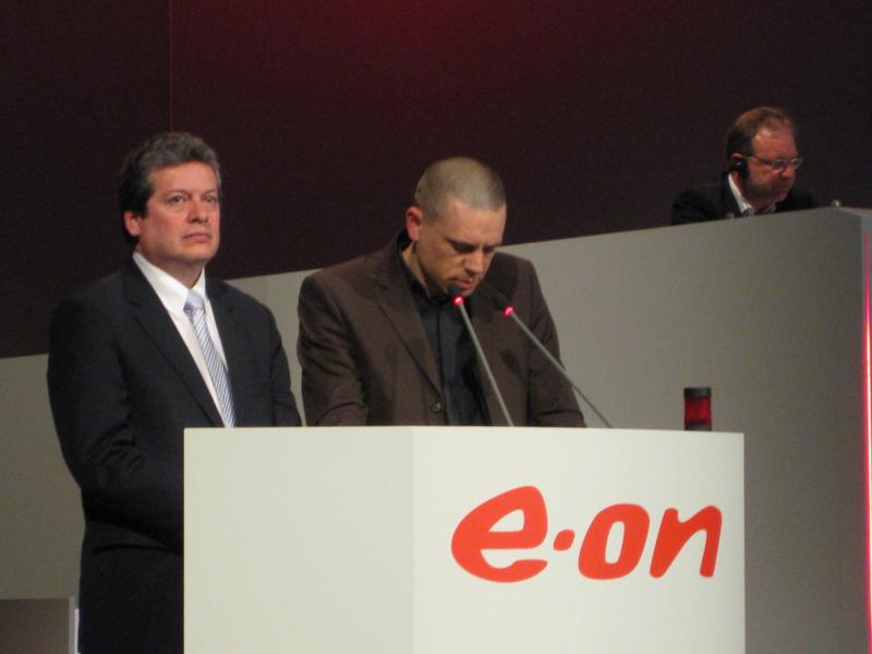 Präsident der Anwaltskollektiv CAJAR, Alirio Uribe, und FIAN-Referent Sebastian Rötters
