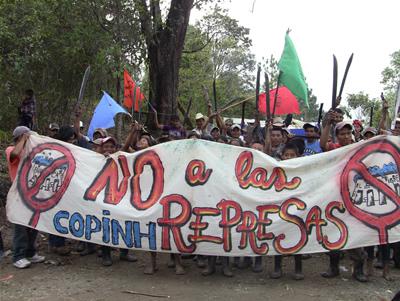 Protestaktion gegen das Staudammprojekt Agua Zarca in Honduras