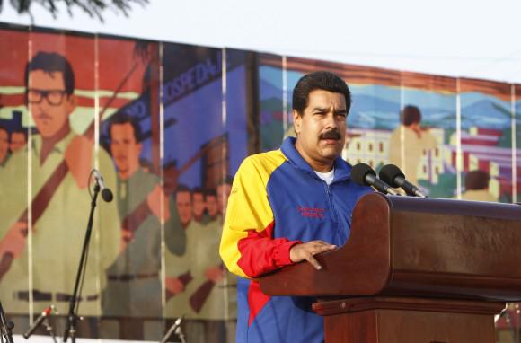 Venezuelas Präsident Nicolás Maduro spricht zu den Gästen