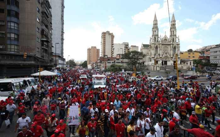 Tausende Menschen zogen durch das Zentrum von Caracas