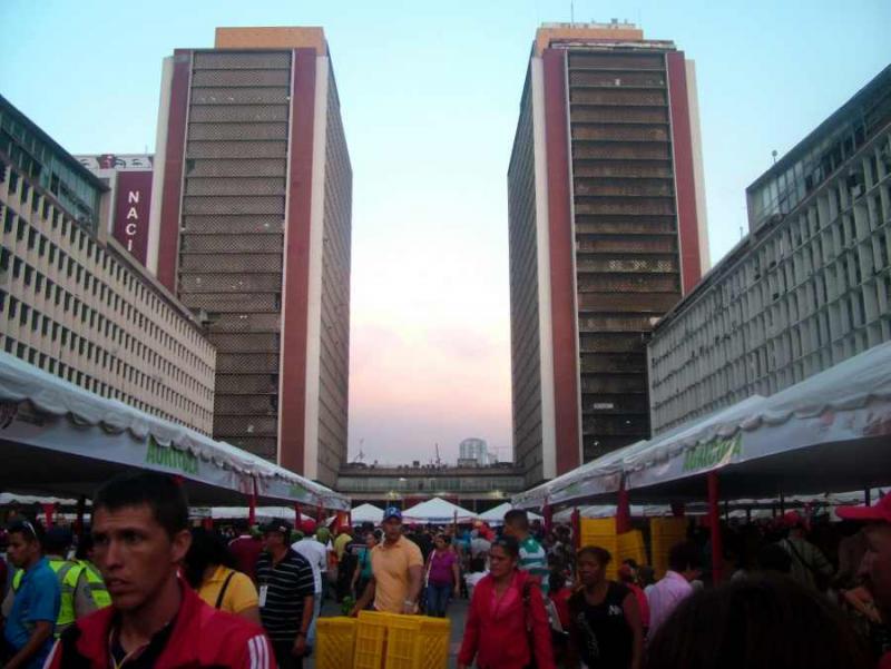 Die Messe der Kommunen fand auf dem Plaza Caracas im Zentrum der Hauptstadt statt