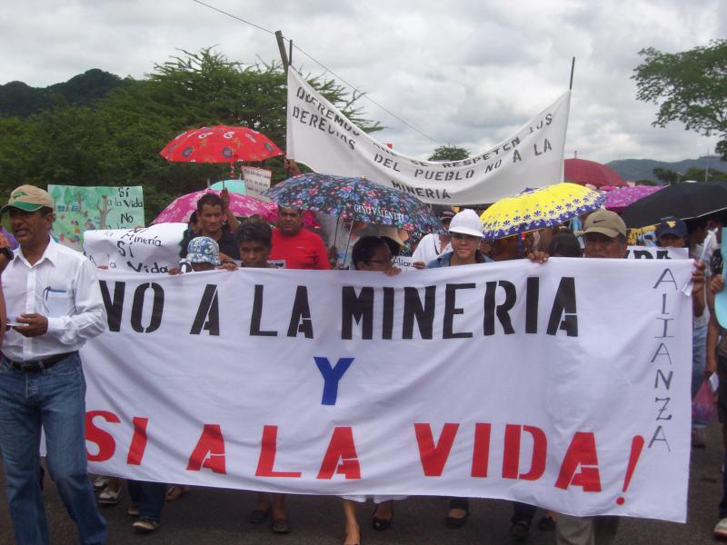 Friedlicher Protest gegen den Bergbau in Honduras