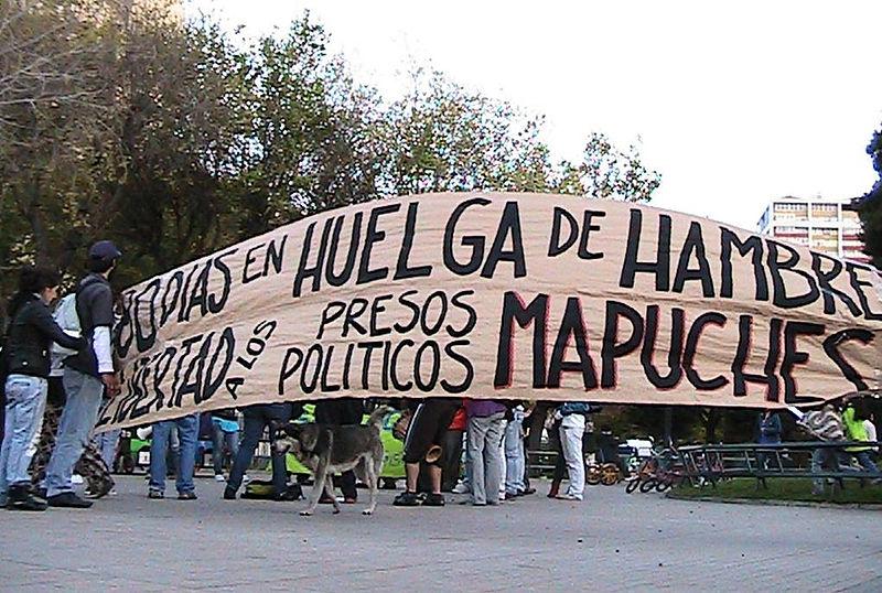 Studenten in Valparaiso protestieren für Mapuche-Gefangene