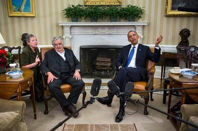 Mujica und Obama bei der Pressekonferenz im Weißen Haus