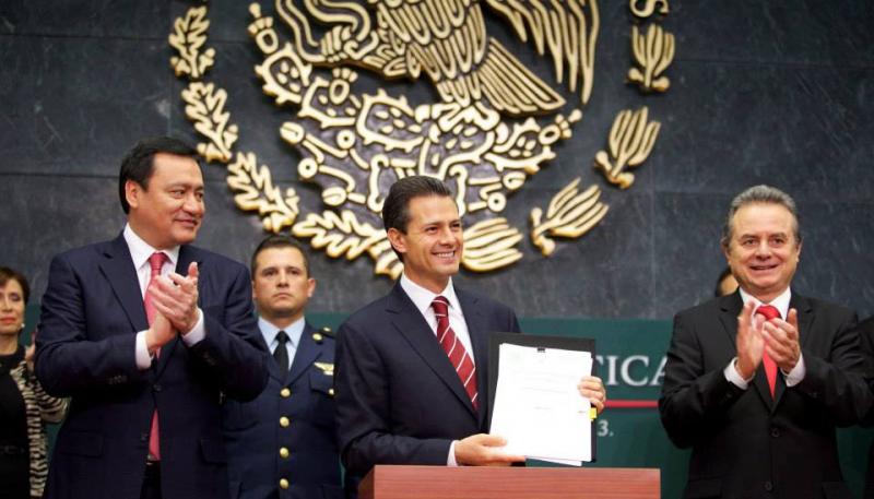 Mexikos Präsident Enrique Peña Nieto bei der Vorstellung der umstrittenen Energiereform am 12. August 2013