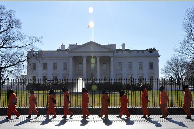 Protest gegen das Lager Guantánamo vor dem Weißen Haus in Washington D.C.