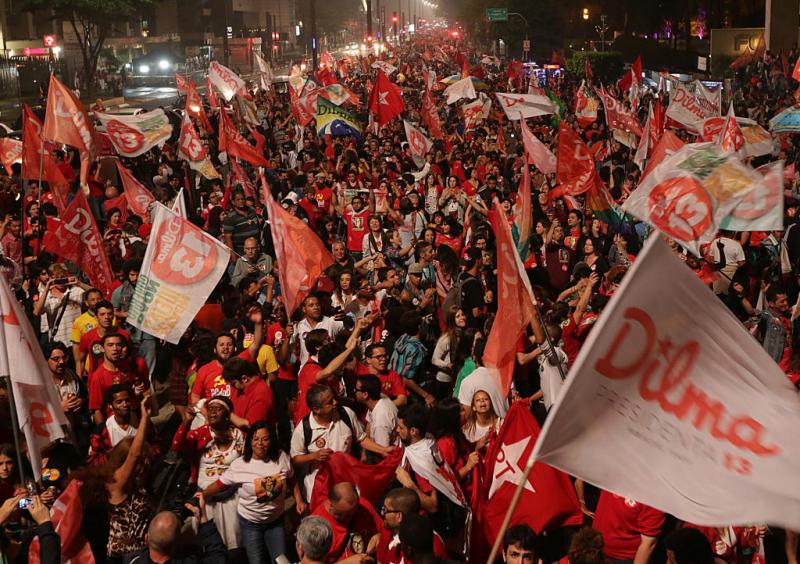 Jubel in Brasília über die Wiederwahl von Dilma Rousseff
