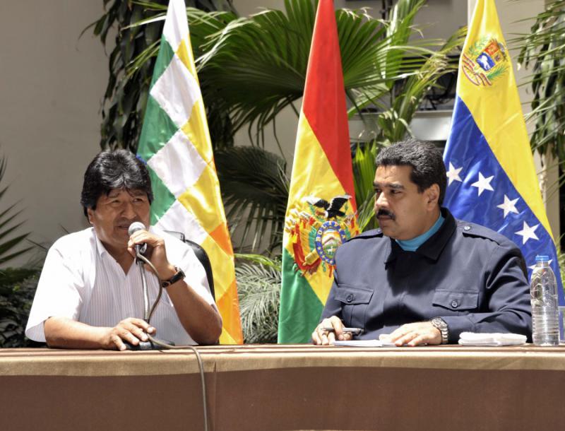 Evo Morales und Nicolás Maduro beim Pressegespräch in Cochabamba