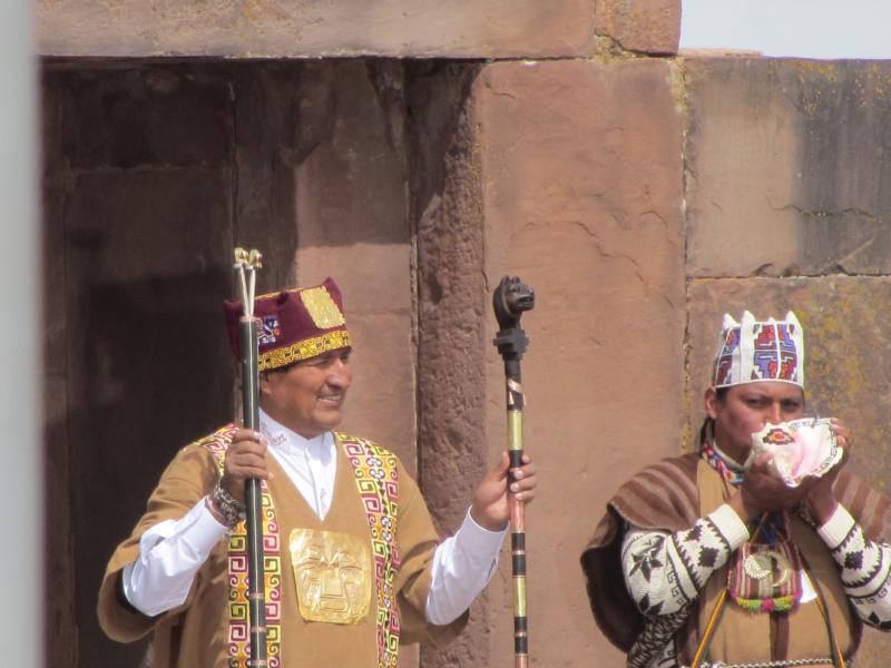 Evo Morales beim Aymara-Ritual in Tiwanaku, Bolivien