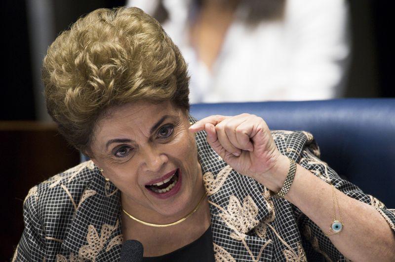 Dilma Rousseff rief die Senatoren bei ihrem Abschlussplädoyer im Morgengrauen auf, mit vollem Bewusstsein für die Tragweite einer Amtsenthebung abzustimmen