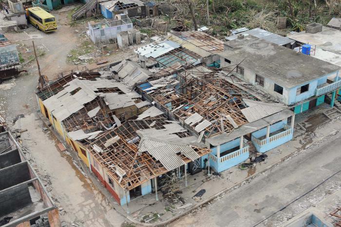 In Baracoa sollen mehr als 90 Prozent der Dächer von Sturmschäden betroffen sein