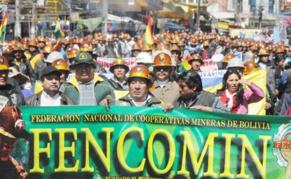 Feindseliger Konflict zwischen dem Verband Fencomin und der Regierung in Bolivien forderte Tote