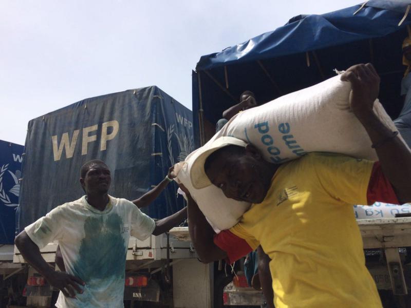 89 Tonnen Reis, Öl und Bohnen wurden im Süden Haitis bereits durch die Vereinten Nationen verteilt