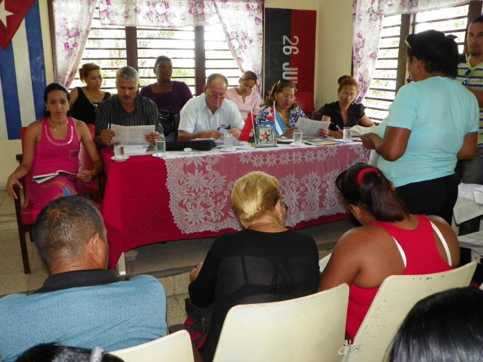Debatte in Santiago de Cuba, der zweitgrößten Stadt der Insel