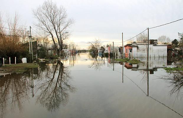 Fast 22.000 Menschen mussten in Uruguay nach Überschwemmungen in den vergangenen Tagen ihre Häuser verlassen