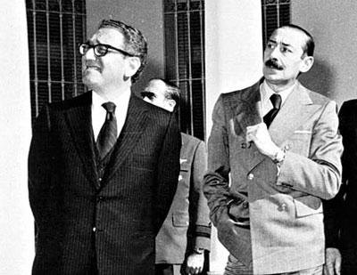 Kissinger und Diktator Videla
