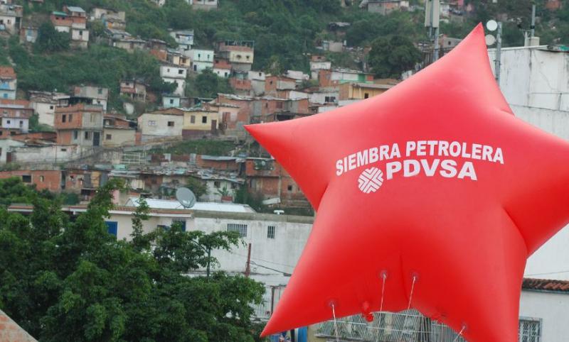 "Die Saat des Erdöls": Mit den Einnahmen von PDVSA werden auch die staatlichen Sozialprogramme finanziert
