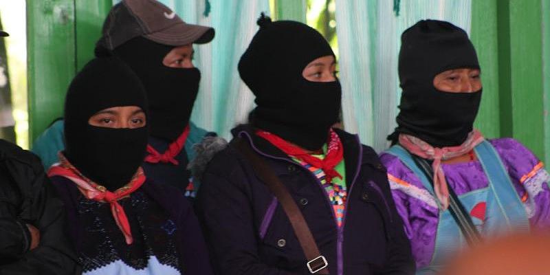 Zapatistas bei der Eröffnung des Kongresses