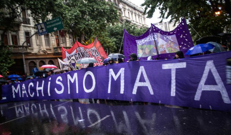 Demonstration gegen Gewalt gegen Frauen in Mexiko-Stadt: "Machismus tötet"