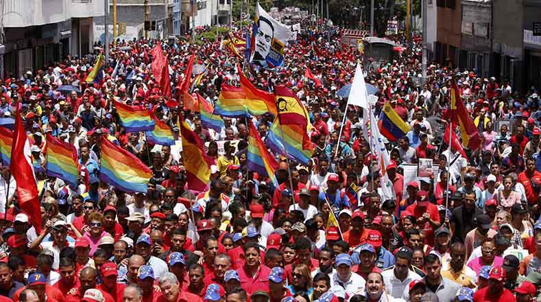 Demonstration von Regierungsanhängern  im Zentrum von Caracas am 6. April