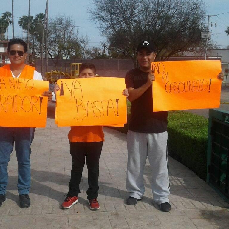 Proteste in Mexiko gegen die als "Gasolinazo" bezeichnete Preissteigerung