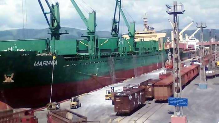 Im Hafen von Santiago sollen bald Containerschiffe mit einer Kapazität von bis zu 55.000 Tonnen einlaufen können, derzeit sind es 30.000