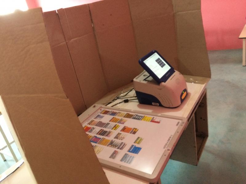 Wahlmaschine in Venezuela, hier bei der Parlamentswahl Ende 2015
