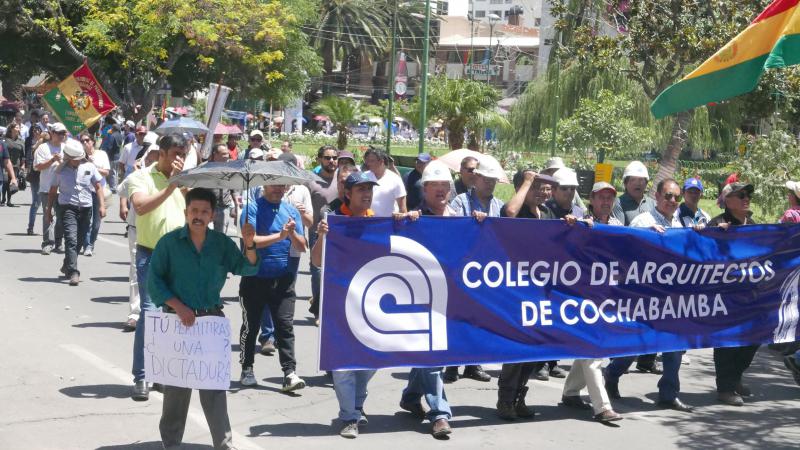 Mehrere Berufsgruppen solidarisieren sich mitterweile mit den Ärzten und ihrem Streik in Bolivien