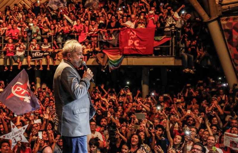 Lula da Silva bei einem Wahlkampfauftritt in Brasilien