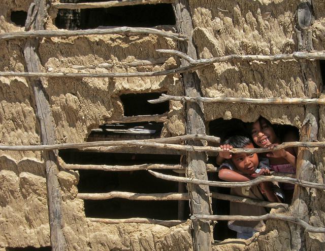 Indigene Kinder in La Guajira in Kolumbien sterben an Hunger. In dem Departamento ist der größte Steinkohletagebau Lateinamerikas