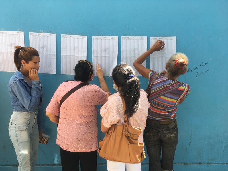 Vor einem Wahllokal in Venezuela am 20. Mai