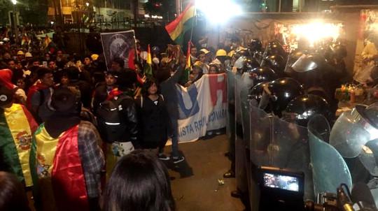 Die zum Teil gewaltsamen Proteste gegen die Regierung Morales reißen nicht ab
