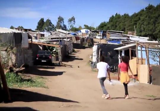 Mehr als 1.000 Familien leben seit einem Jahr in der Siedlung "Marielle Vive"