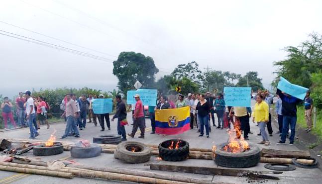 In der Hauptstadt Quito und anderen Landesteilen kommt es zu Straßenblockaden