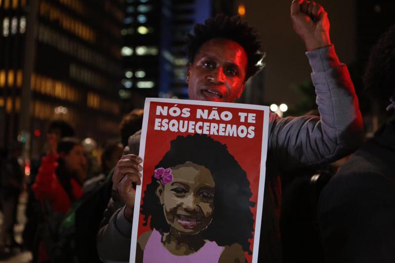 Nach dem Mord an der achtjährigen Ághata Felix durch die Polizei von Rio kam es landesweit zu Protesten