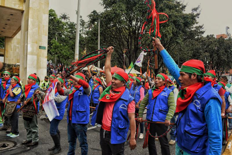 Die Guardias Indigenas sind in Bogotá angekommen, um gegen die Regierung zu protestieren