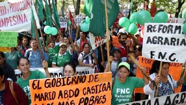 Seit vielen Jahren kämpfen Kleinbauern und indigene Gemeinschaften in Paraguay gegen Vertreibungen und für gerechte Landverteilung