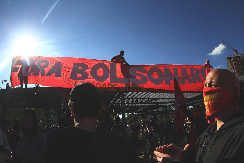 Immer mehr Menschen gehen gegen Bolsonaro und für Demokratie auf die Straße. Hier bei einer Demonstration in São Paulo am 7. Juni