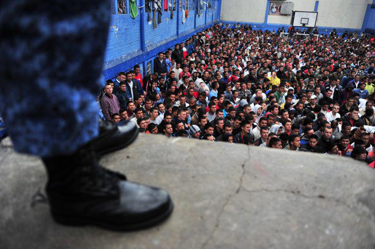 In den Gefängnissen Kolumbiens herrscht eine Überbelegung von 55 Prozent