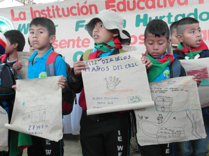 "Frohen 49. Jahrestag": Kinder verschiedener selbstverwalteter indigener Schulen gratulieren dem Cric zum Geburtstag