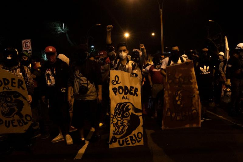 "Die Macht dem Volk" fordern Demonstrierende in Peru